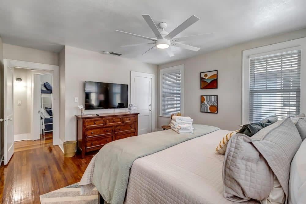Cozy Retreat - Walkable To Bars & Restaurants Villa Jacksonville Exteriör bild