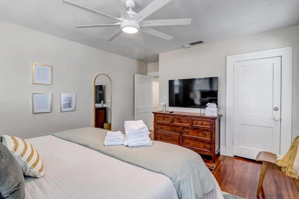 Cozy Retreat - Walkable To Bars & Restaurants Villa Jacksonville Exteriör bild